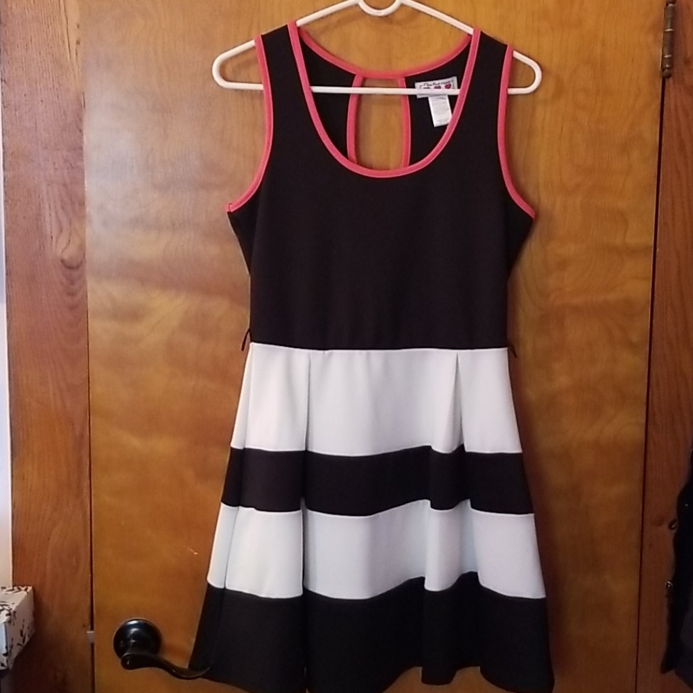 New with tags! Black/White/Coral Skater Dress